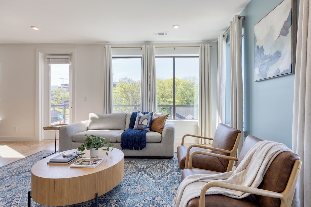 The Heights by AvantStay – Modern Condo Minutes from Broadway