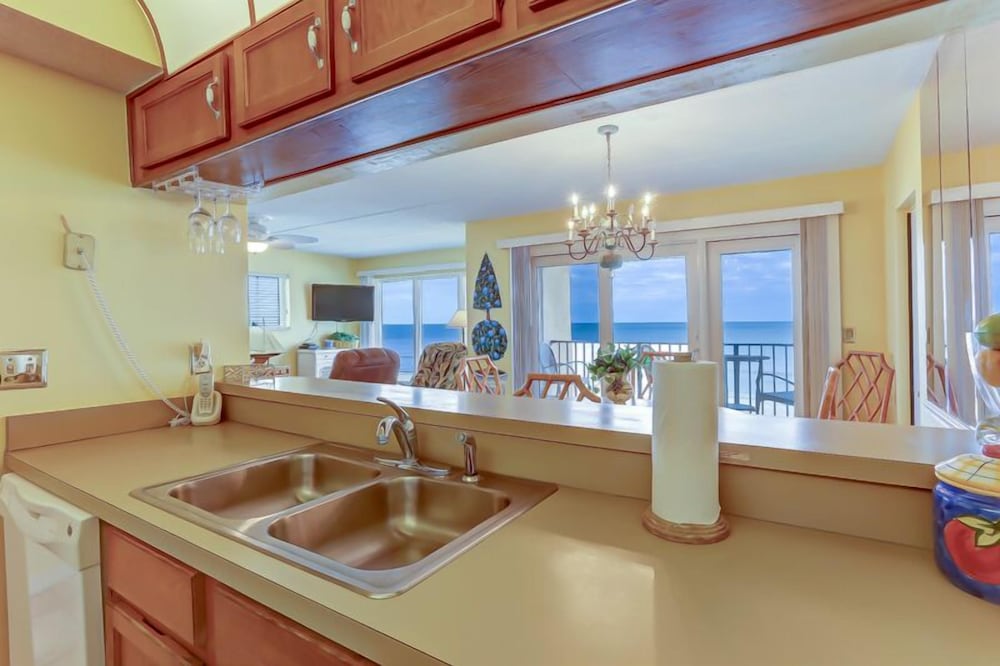 Oceans of Amelia Condos view 4