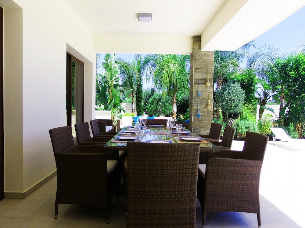 Villa Demetra in Ayia Napa