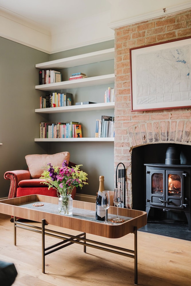 Herdsman's Cottage - 3BD in Wiltshire