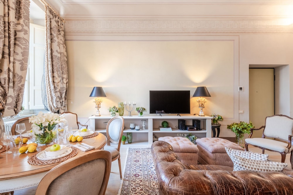 Timeless Palazzo in Lucca