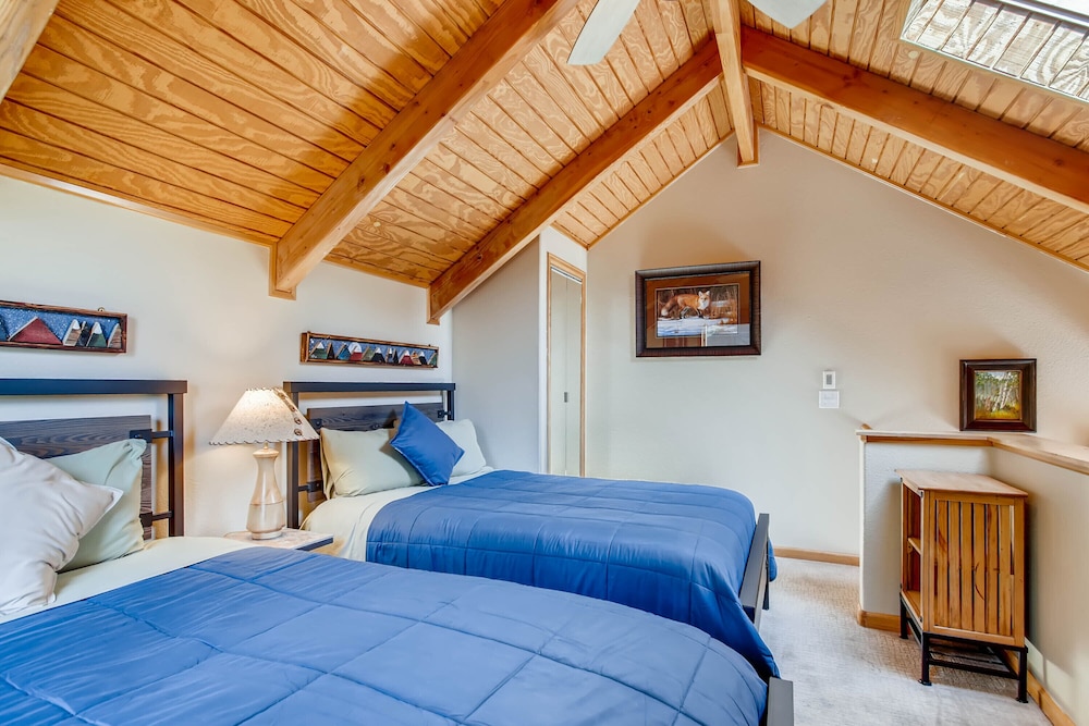 Estes Park Condos - Property Image 30