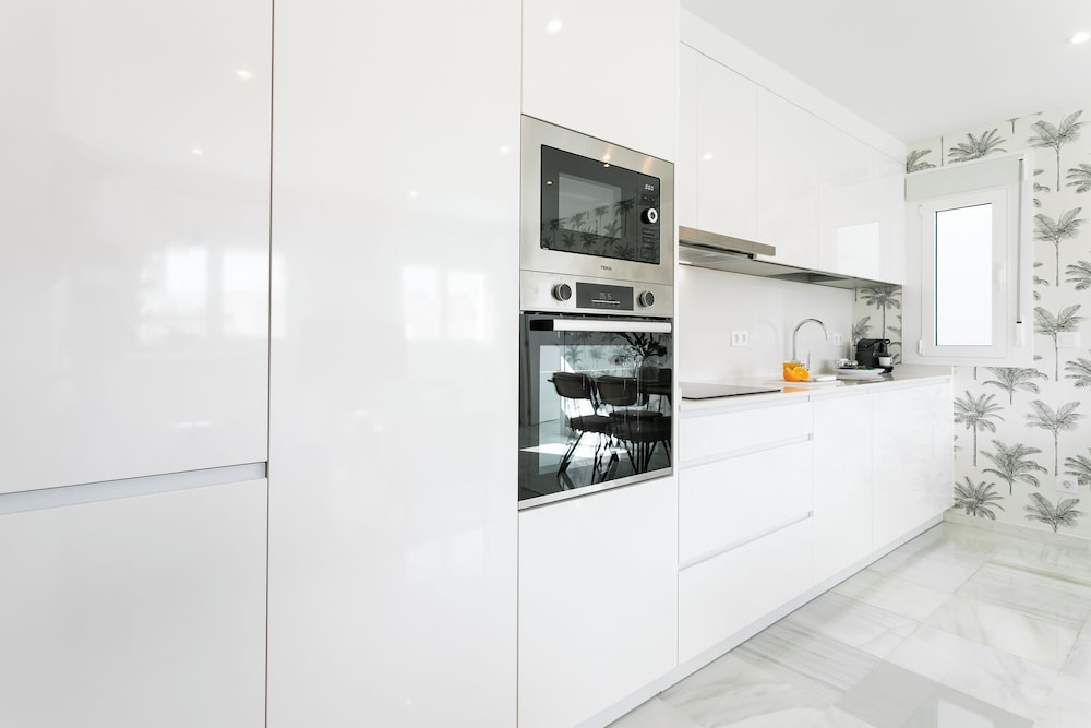 Magnificent 2 bd Apartment Facing the Cathedral Constituci n III