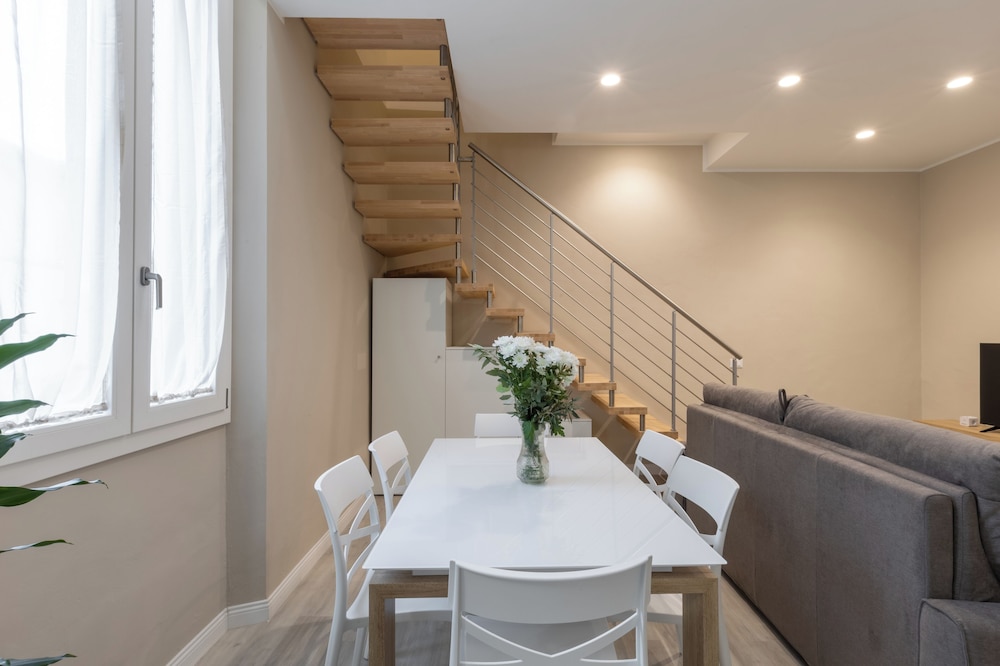 Orsini 98 Apartments by Mamo Florence