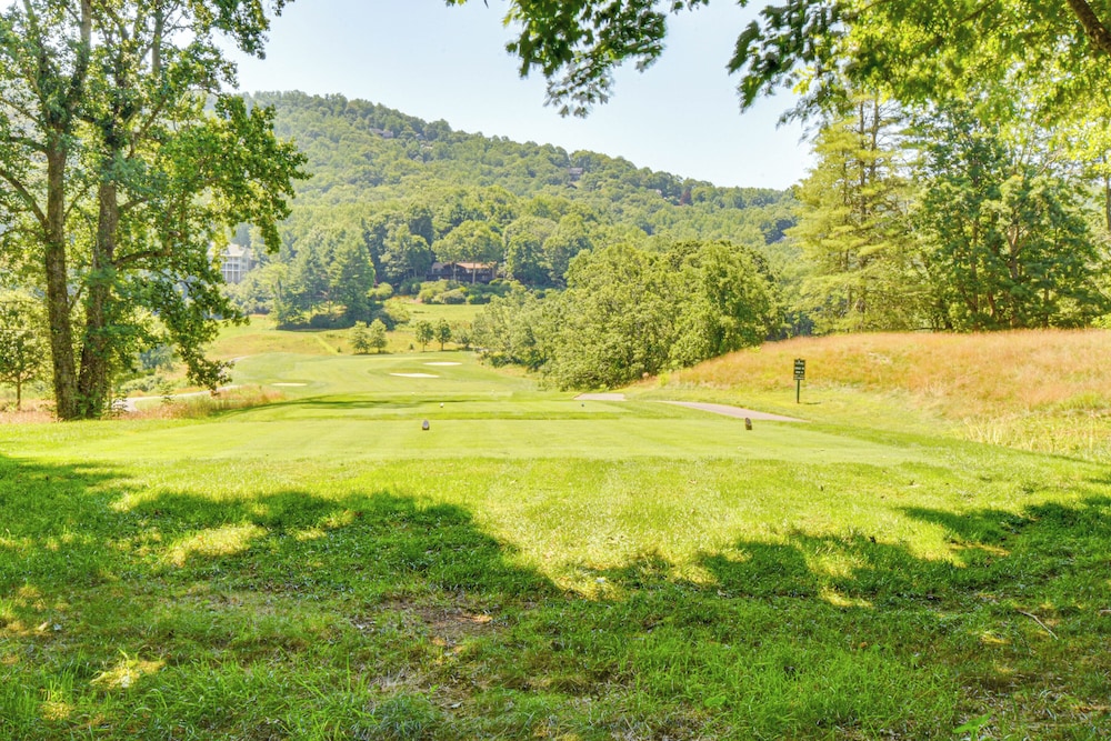 Tee Off in the Mtns: Sky Valley Condo w/ View!
