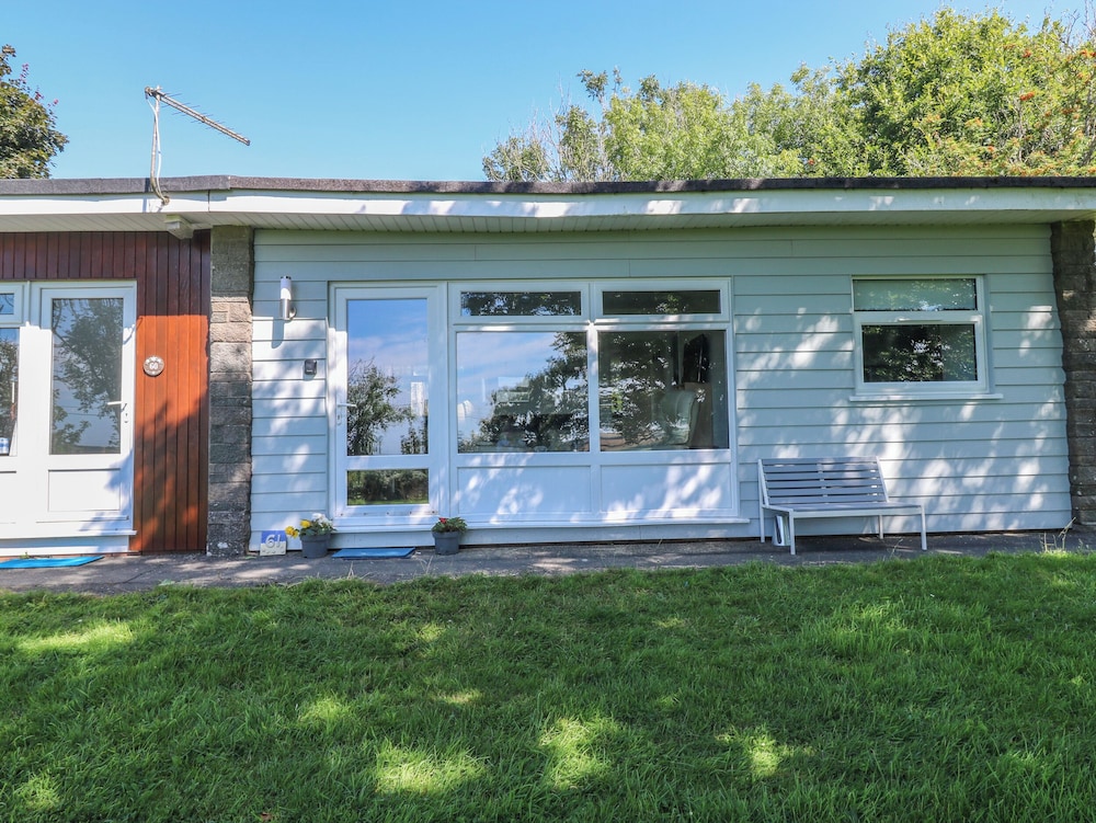 61 Norton Park