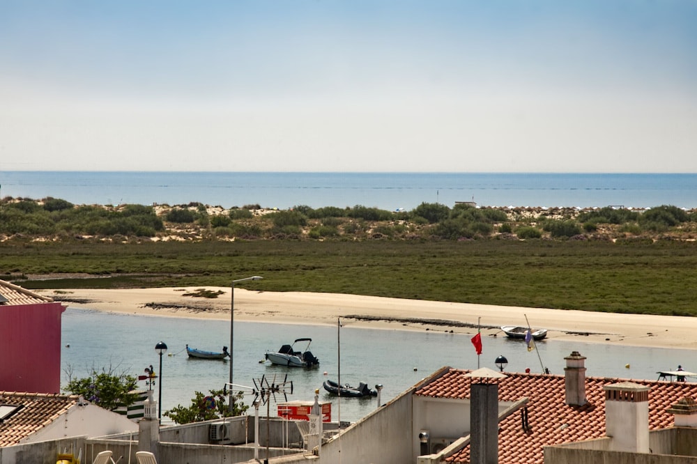 Sunny Apartments X in Tavira