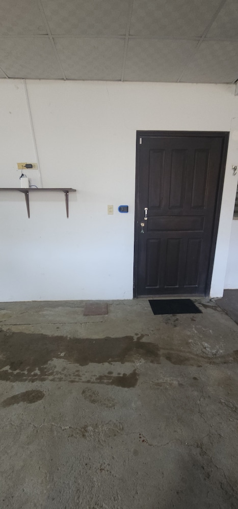 Cuartos independientes con baño privado