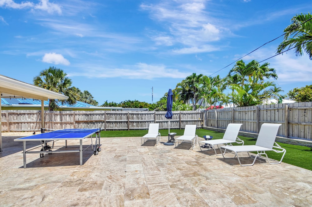 Dolphin Villa Private Pool!
