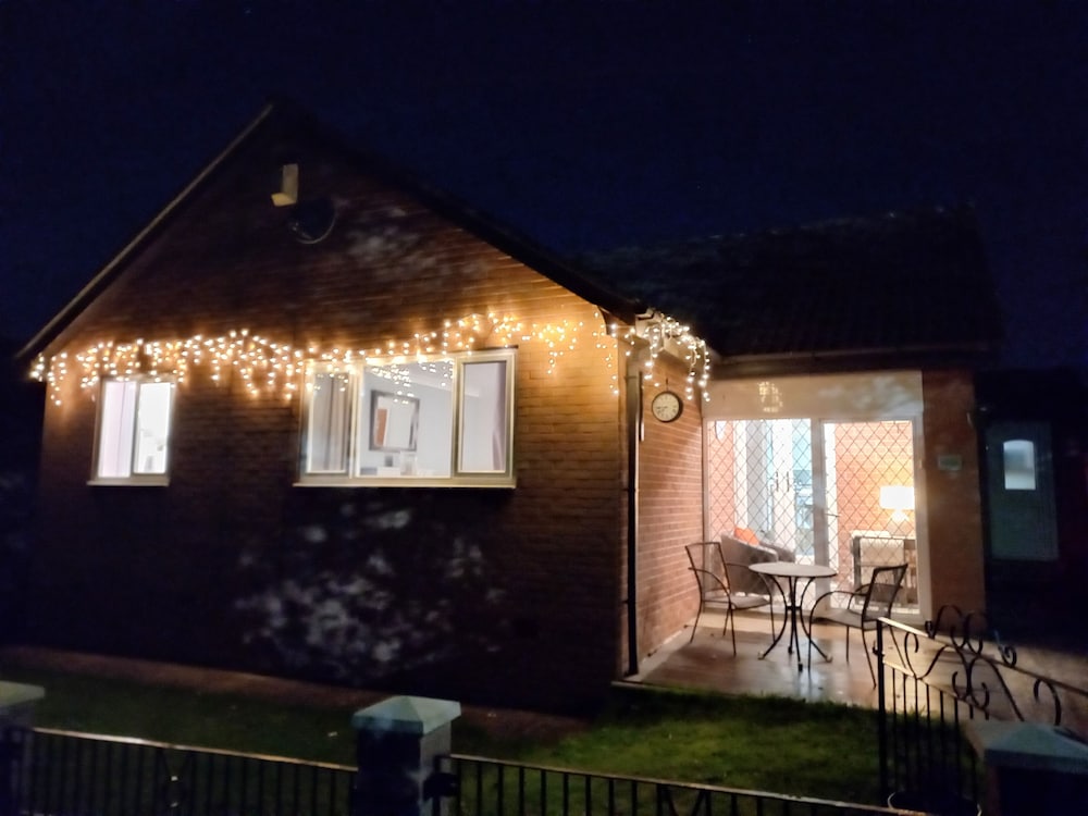 Charming Wentworth Lodge With Countryside Views, photo 25