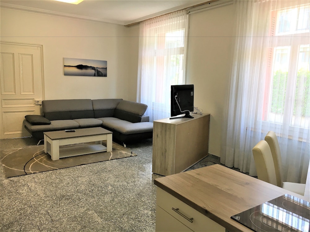 Ariba Aparthotel
