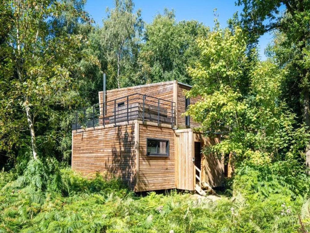 Tranquil Woodland Retreat
