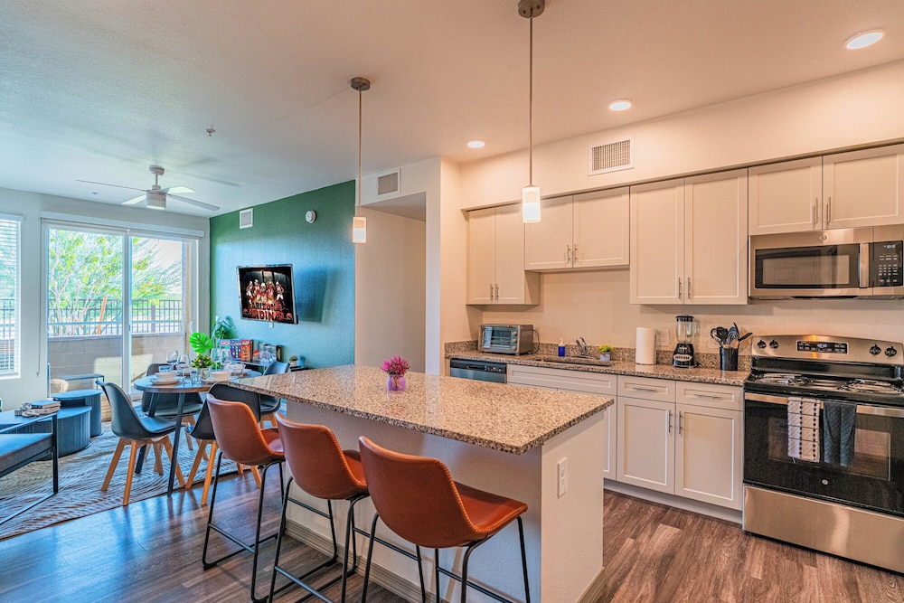 ROVE LIVING/KL - Cardinal 95