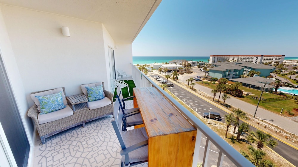 Seacrest 714 2 Bedroom Condo view 2