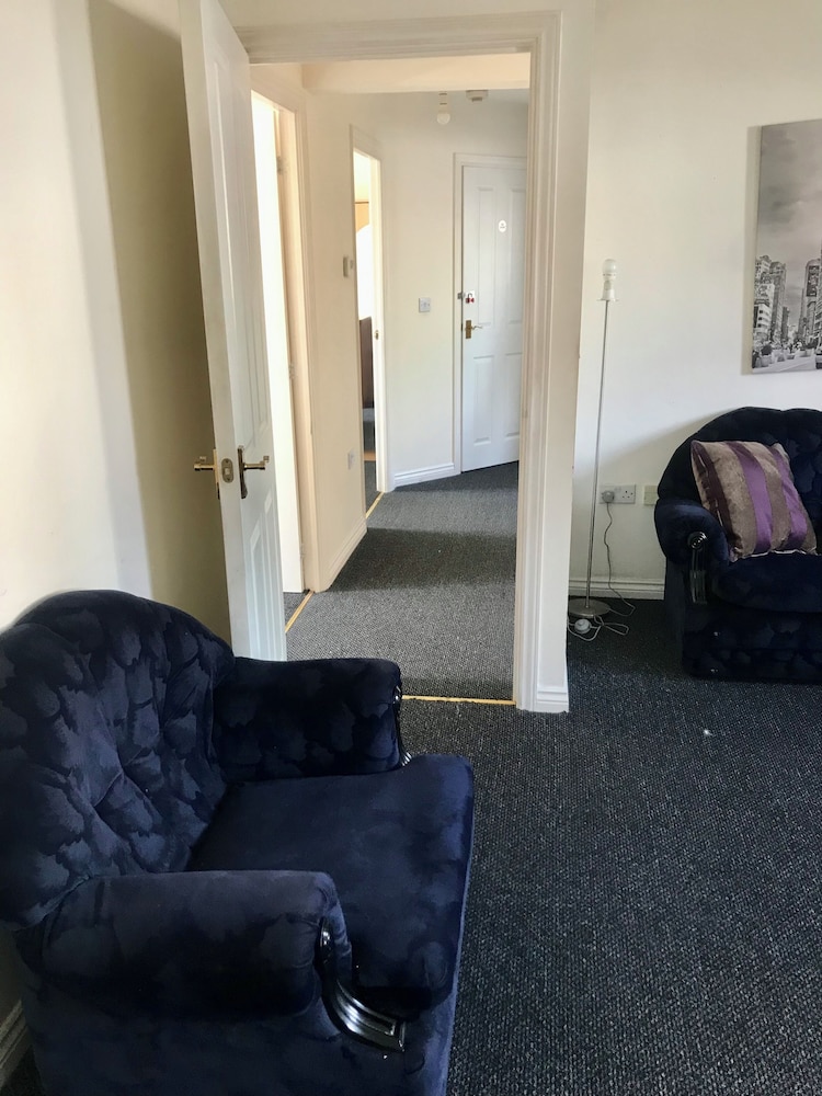 Immaculate 2-bed Apartment in Smethwick