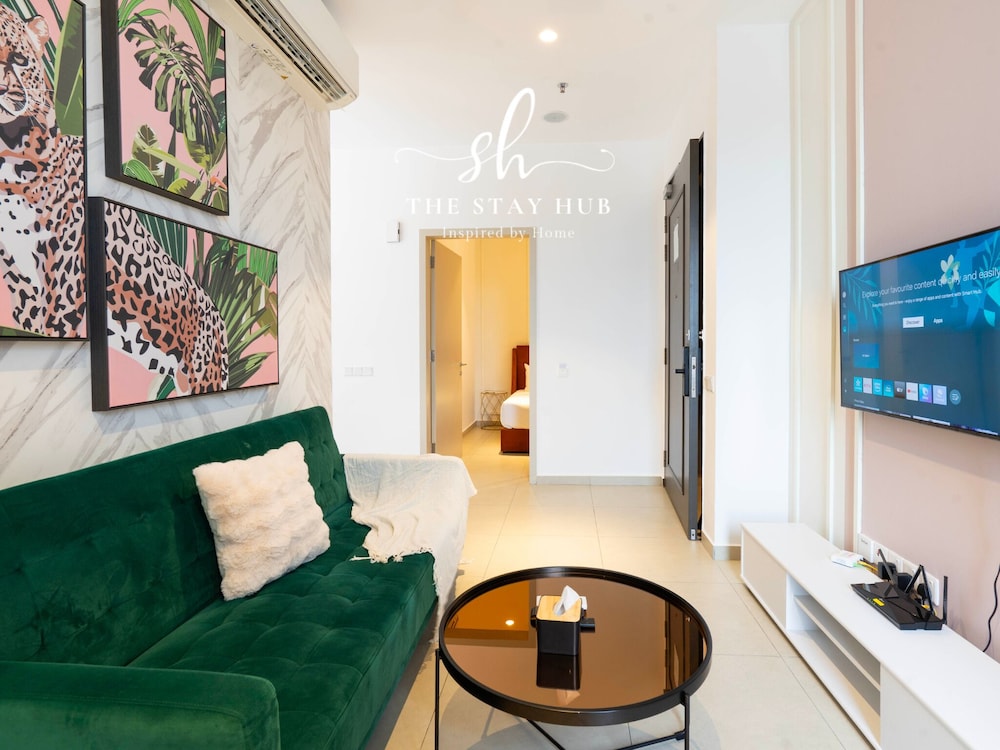 Paxtonz Luxe Suites by The Stay Hub