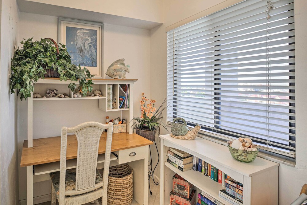 Luxe Beachfront Family Condo w/ Resort Amenities!