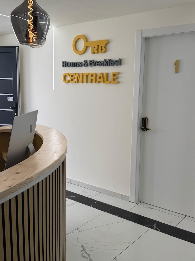 Rooms & Breakfast Centrale