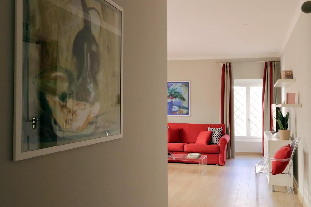 A7 Piazzetta Margutta A7 - My Extra Home