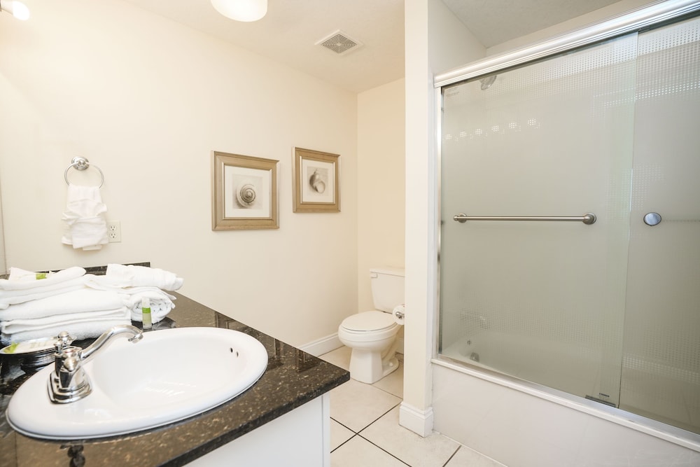 Calypso Beach Resort by Panhandle Getaways