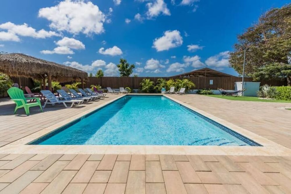 Turibana Plaza Suite 4 w Balcony