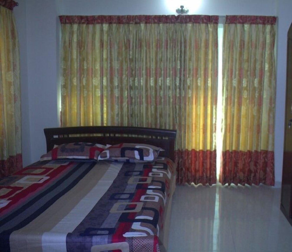 Furnished Flat In Block C Bashundhara RA view 2