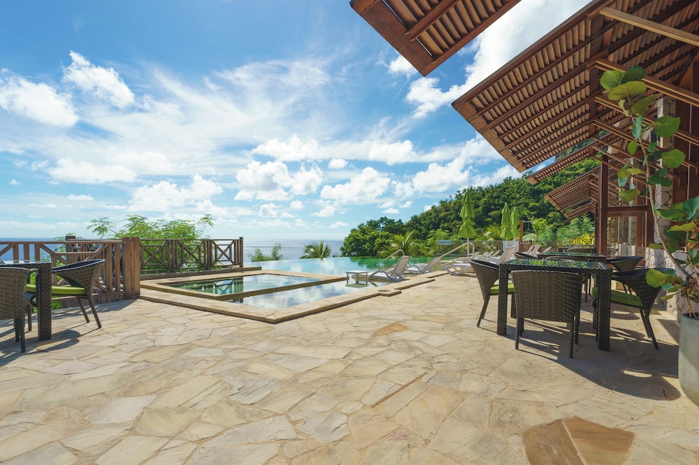 Jungle Bay Dominica