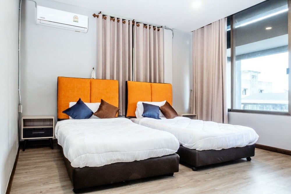 Full Moon' House - Hostel