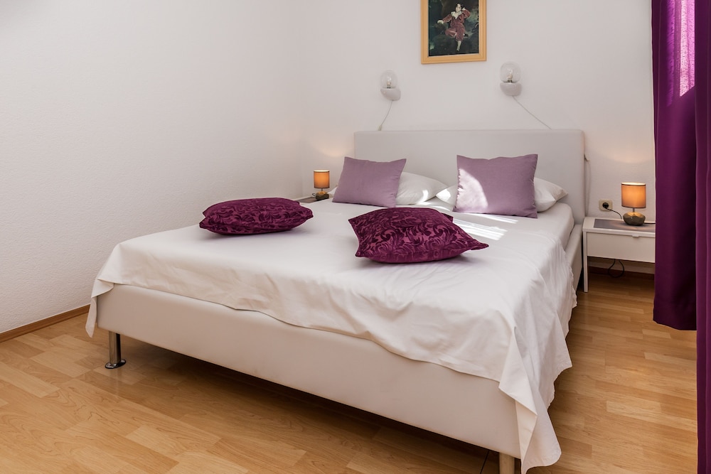 Ratac Apartments
