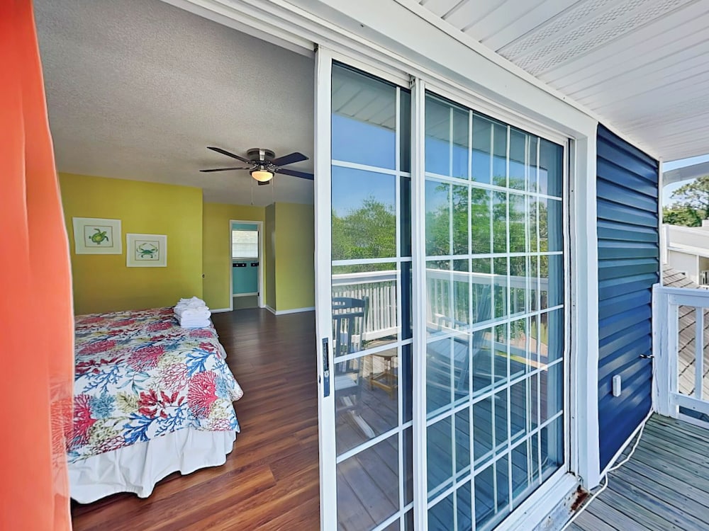 Sea Walk Cottage by Tybee Vacation Rentals