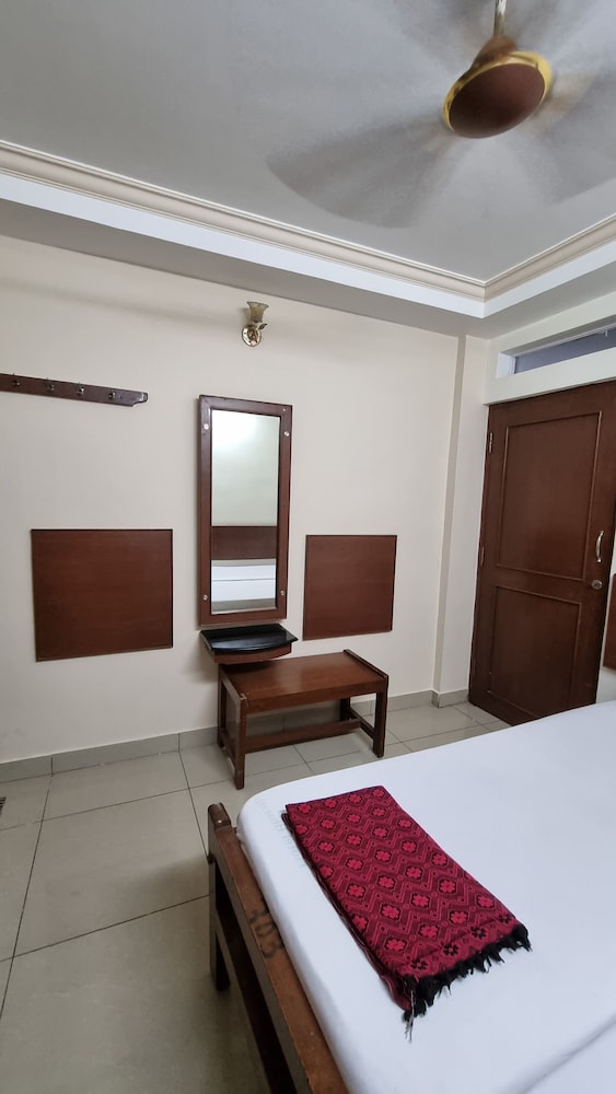 Hotel Bharath