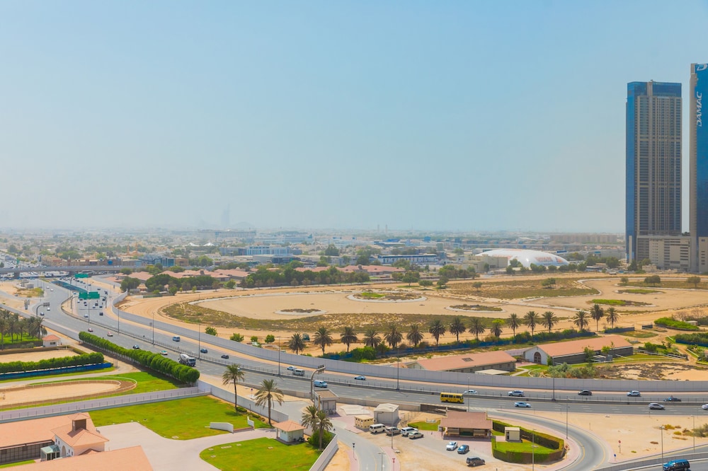 EDEN'S Homes & Villas - Millennium Atria Residences