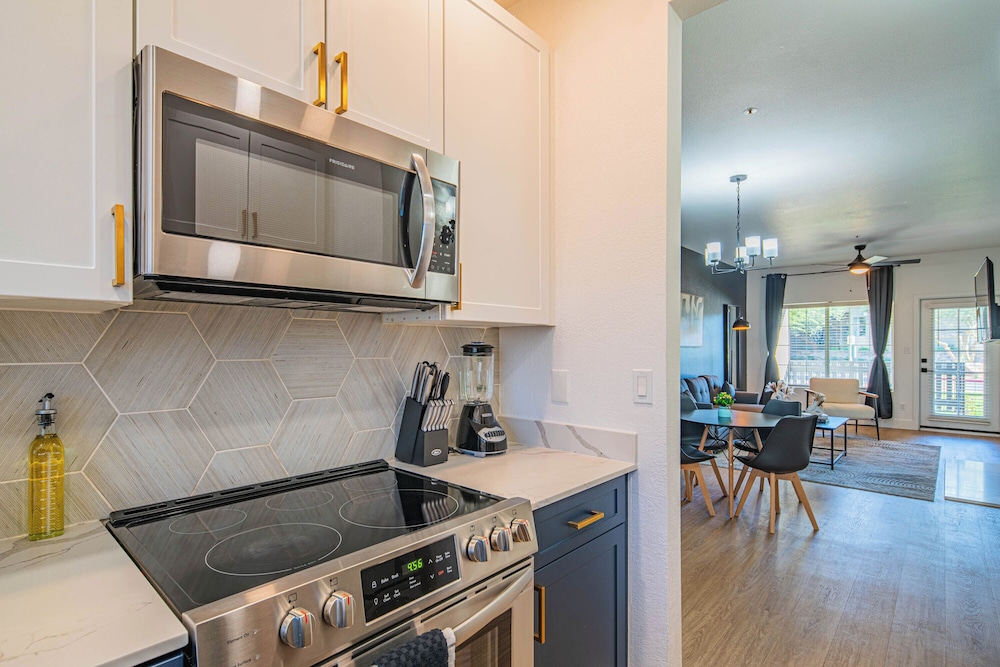 ROVE LIVING/KL - Hideaway North Scottsdale