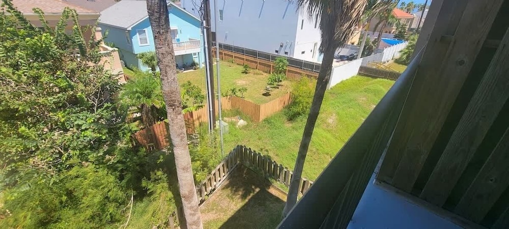 2 Levels Pool Near Beach 2 Patios 2 Bedroom Apts