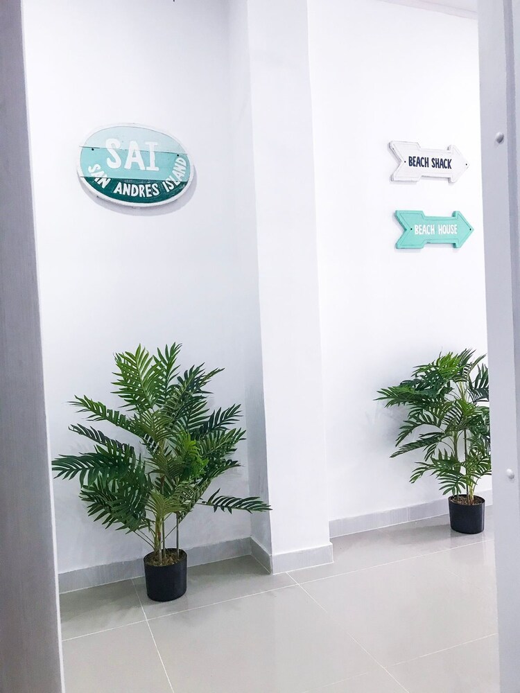 Tropical Breeze Aerpuerto