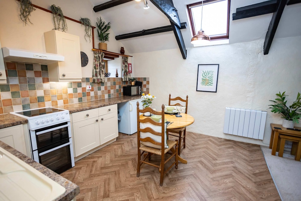 Hall House Estate - 4 Properties- St Florence