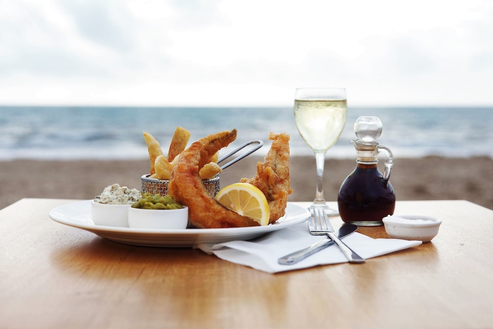 Surfers Paradise Vacations - Seacrest Beachfront Holiday Apartments - Property Image 9