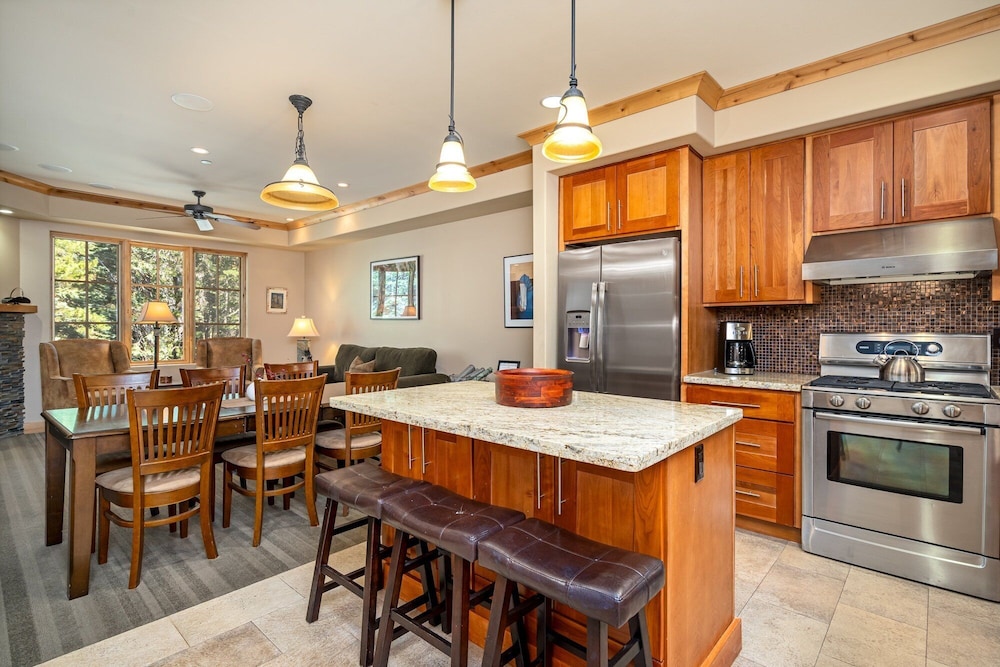 Bear Valley Vacation Condos by RedAwning