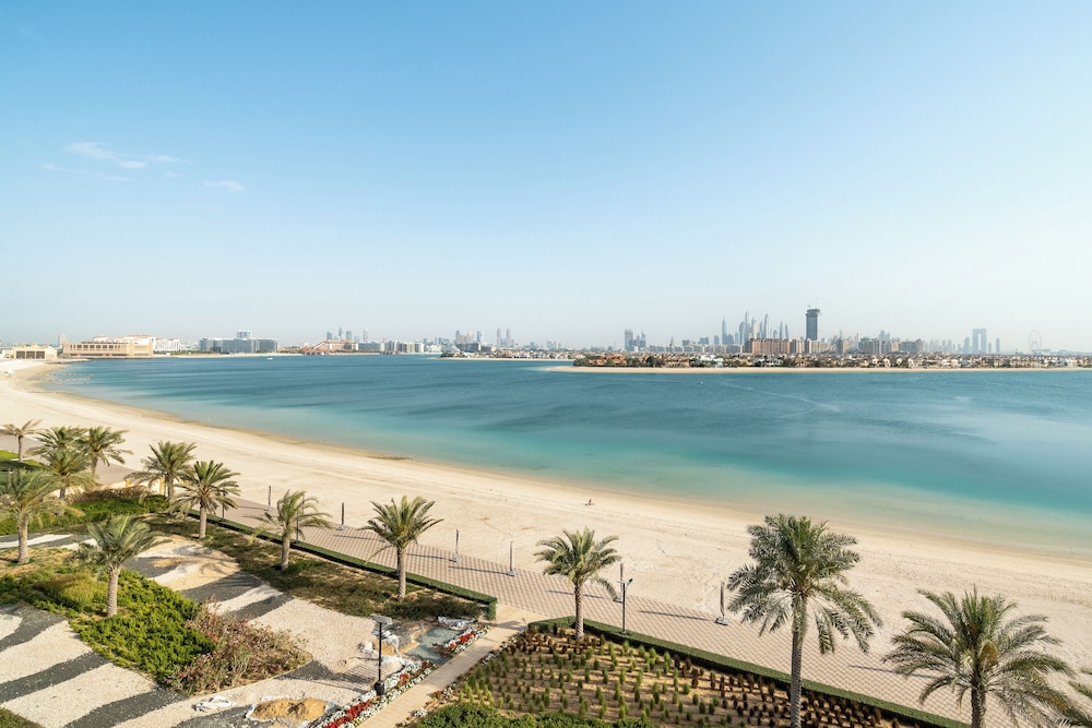 SIMPLY COMFORT Amazing BeachFront Apartments near Atlantis Waterpark