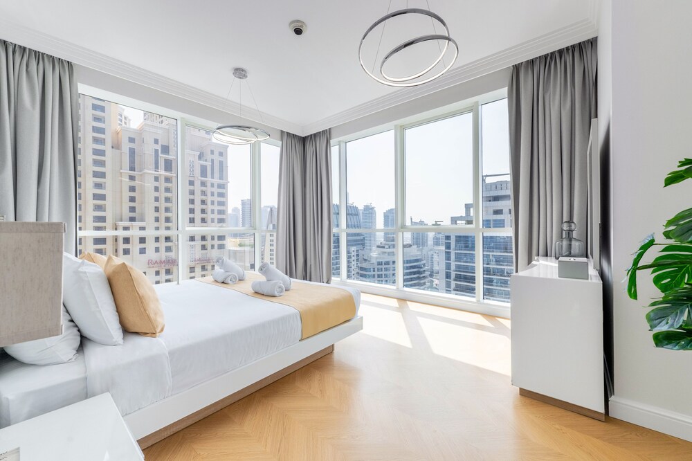 Al Bateen Ultra Luxe 5BR I Private Beach