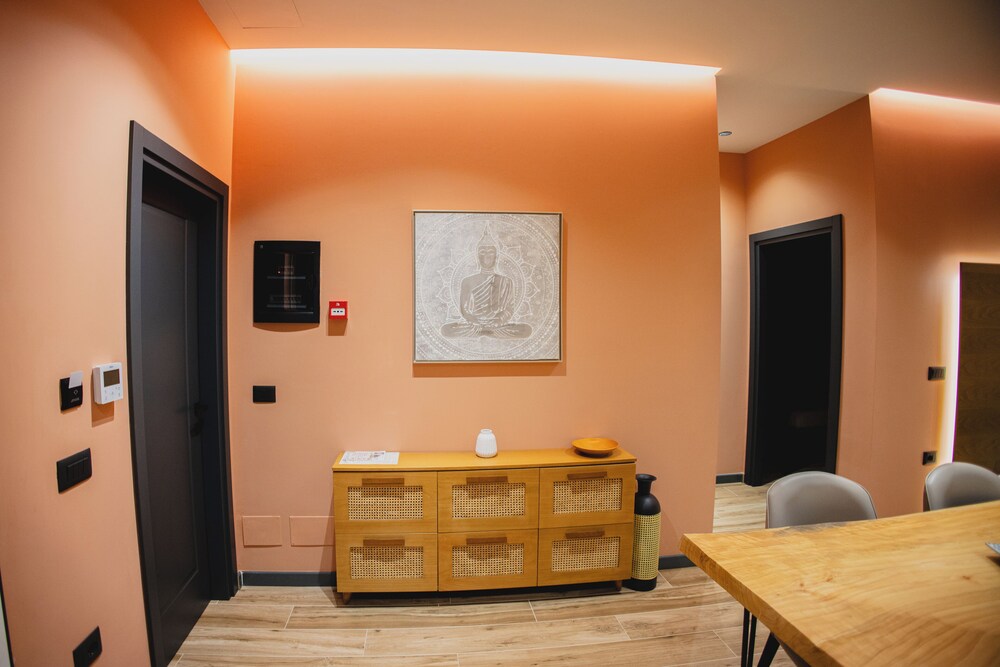 Lej & Laj Residence