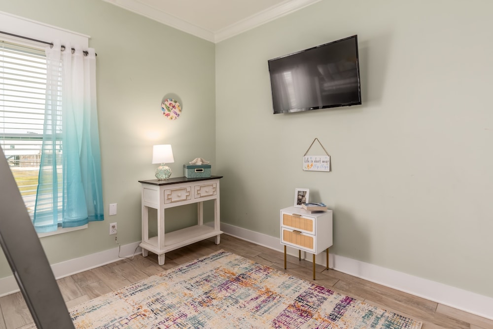 Still Waters - 2415 Bienville Blvd 4 Bedroom Home