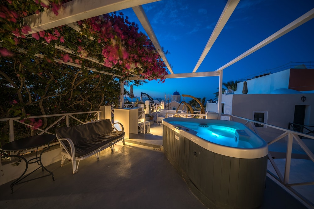 Santorini Paradise