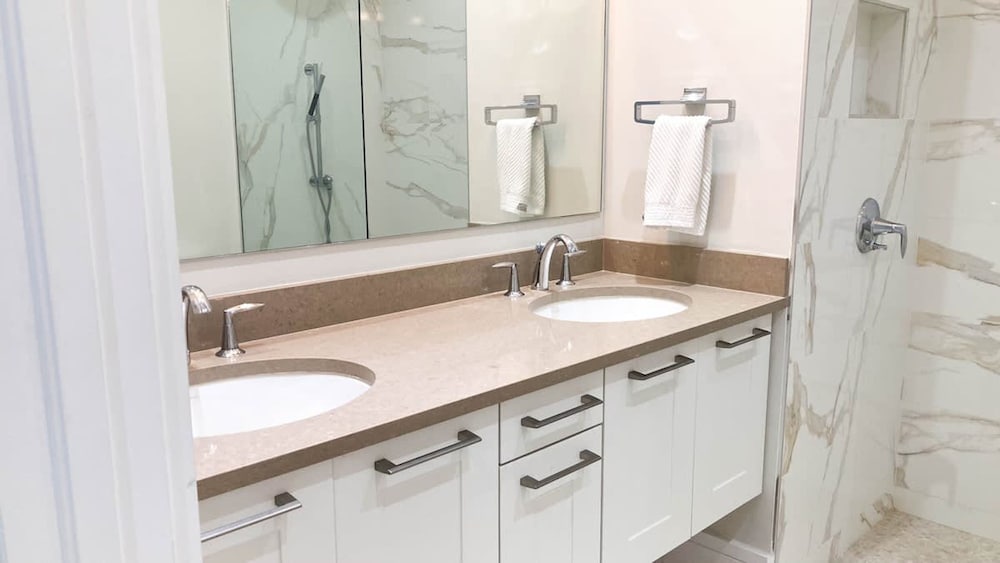 5th Floor Condo at ONE Cable Beach