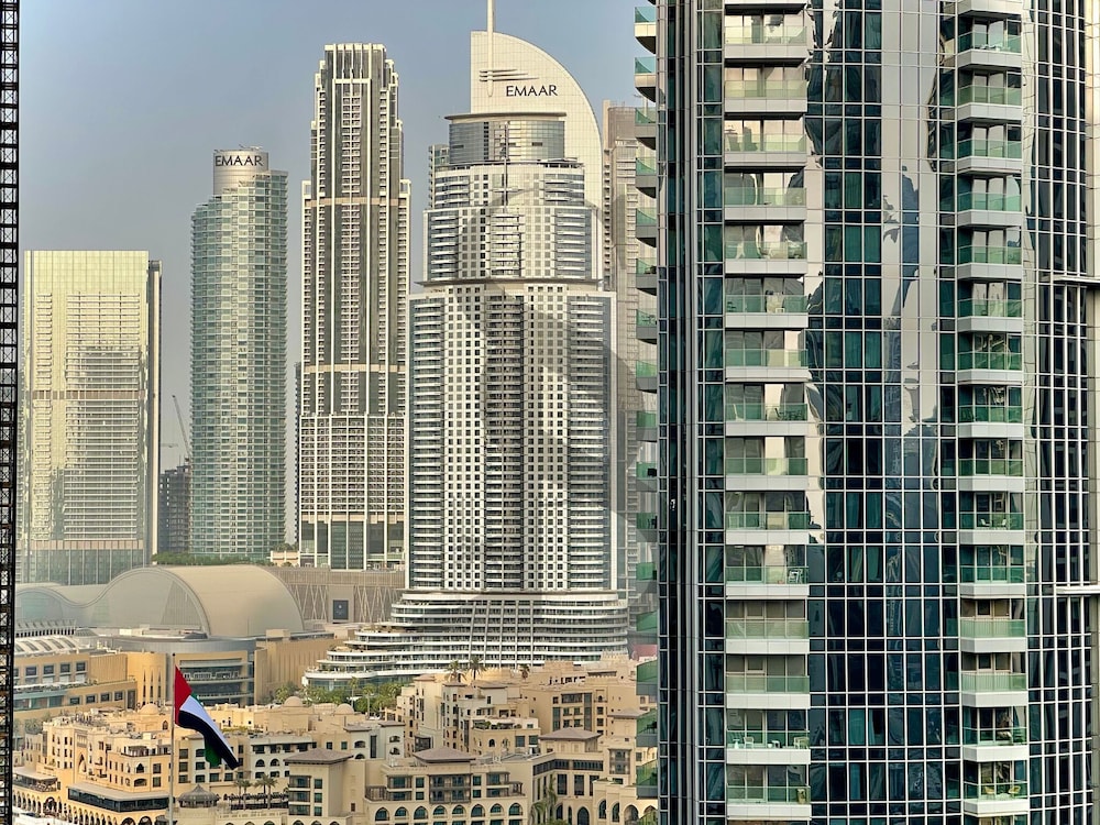 Burj Crown