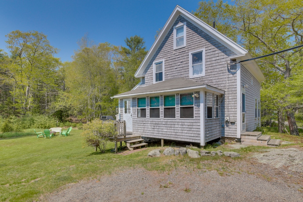 Georgetown Vacation Rental: Gas Grill & Near Beach