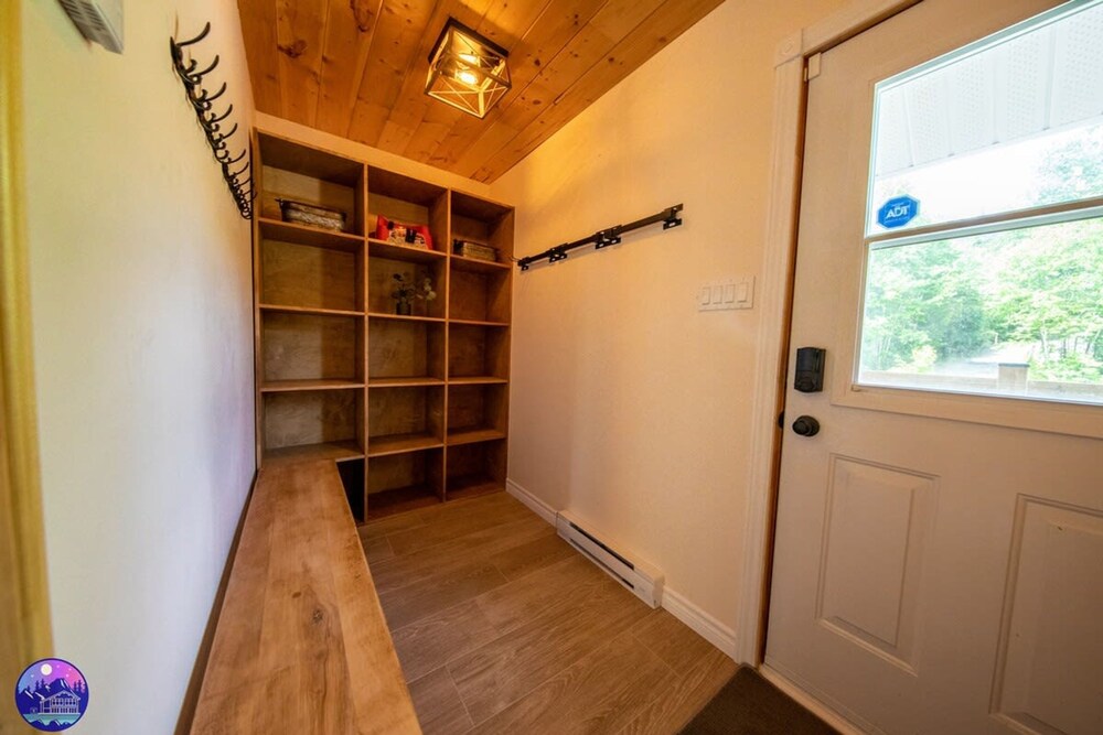 Sommet- Pet Friendly- Spa- SKI IN SKI OUT St-c me