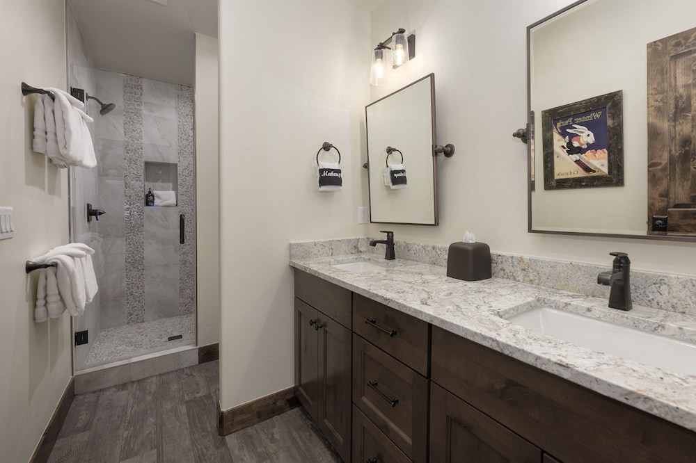 Summit Place At Lakota 4 Bedroom Townhouse by RedAwning - Property Image 43
