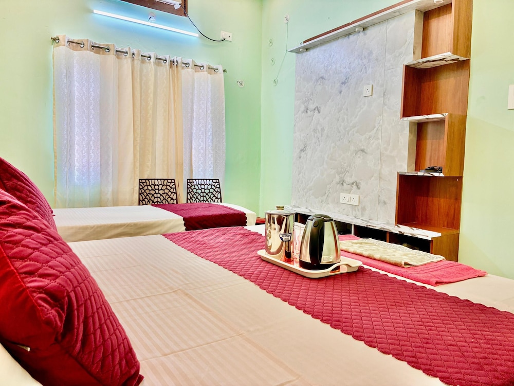 Atharv hotel