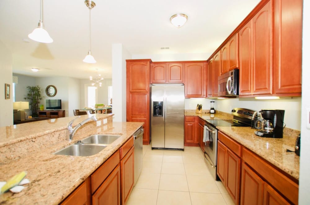 Vista Cay Luxury 4 Bedroom Condo 3122